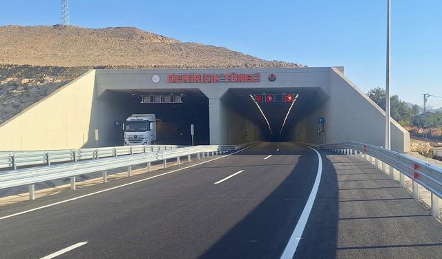 Siirt–Bitlis Karayolu’nda Demirışık Tüneli ve köprüler hizmete açıldı