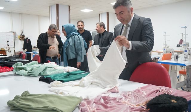 Üniversite Öğrencilerinden Hem Mesleki Başarı Hem Toplumsal Duyarlılık!