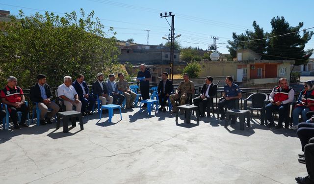 Kaymakamdan Deveboynu, Üçkuyular ve Yenipınar Köylerine Ziyaret