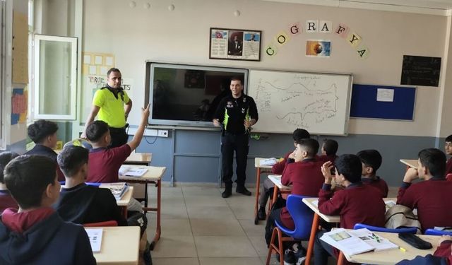 Kozluk’ta Trafik Bilinci Aşılanıyor: 158 Öğrenciye Eğitim Verildi