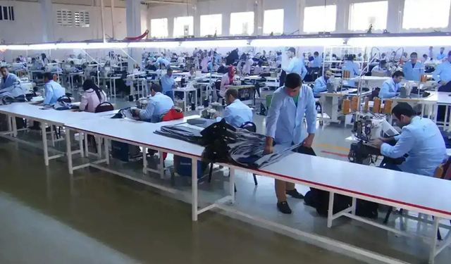 Ücretli çalışan sayısı ağustosta 16 milyonu aştı