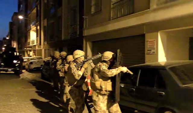 DEAŞ operasyonu; 5 gözaltı