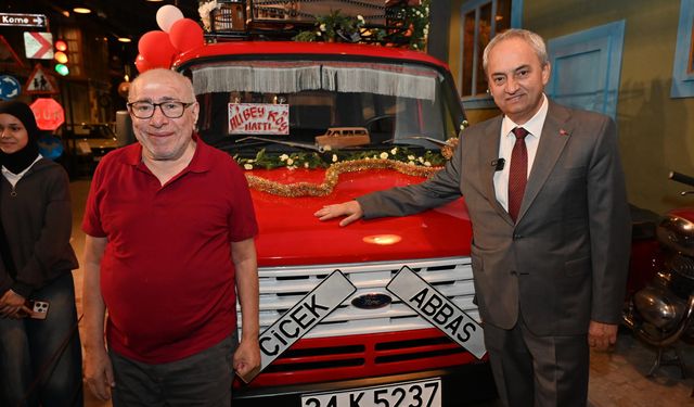 'Çiçek Abbas', yıllar sonra minibüsüyle buluştu