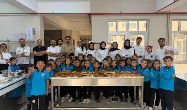 Minik Şefler Mutfakta: Hasankeyf’te Pizzayla Tatlı Bir Öğrenme Deneyimi!