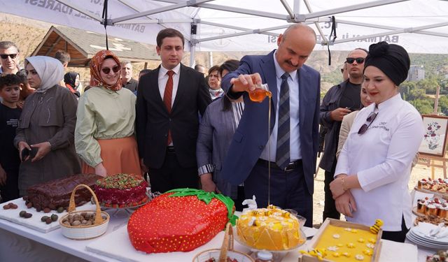 Sason Bal, Ceviz ve Çilekle Şenlendi!