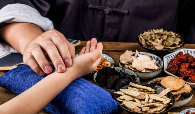 Eğitim ve Araştırma Hastanesi’nde Geleneksel ve Tamamlayıcı Tıp Uygulamaları Hizmette