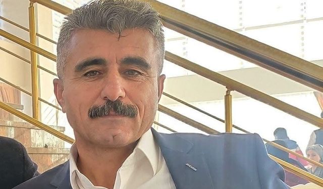 Halı saha maçında kalp krizi geçirip öldü