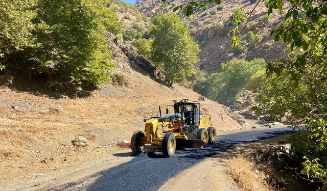 Sason’da 113,4 Kilometrelik Yol Onarımı Gerçekleştirildi
