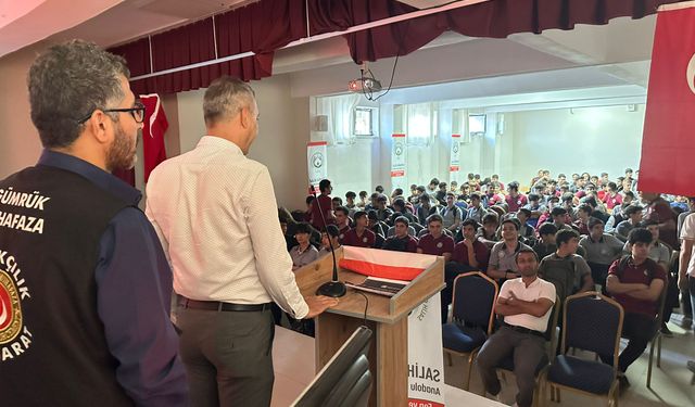 Öğrencilere Gümrük Mesleği ve Kaçakçılıkla Mücadele Eğitimi