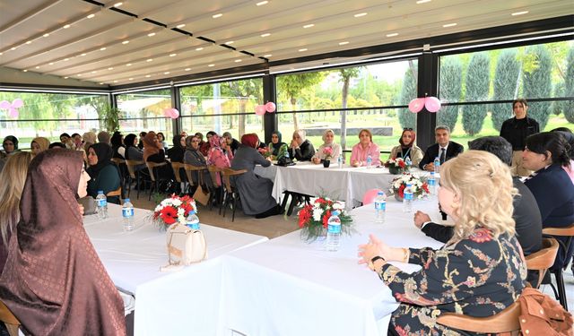 Meme Kanseri Farkındalık Ayı Kapsamında Etkinlik Düzenlendi