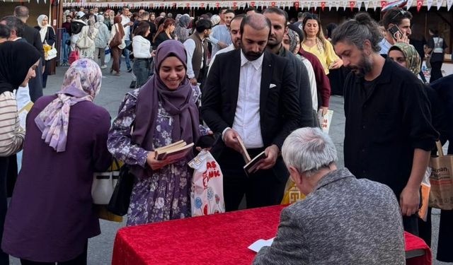 Batman 8. Kitap Fuarı Tüm Coşkusuyla Sürüyor!