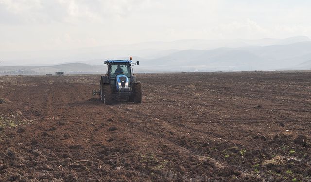 Batman'da yağışlar çiftçinin yüzünü güldürdü