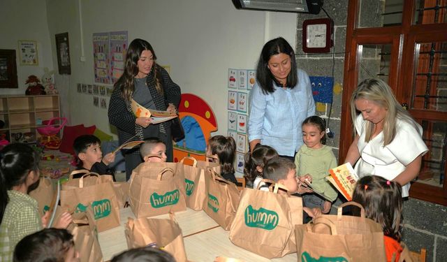 10 bin çocuk ve ebeveyn için sosyal yatırım