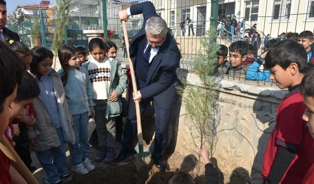 Minik Eller Geleceğe Nefes Oldu