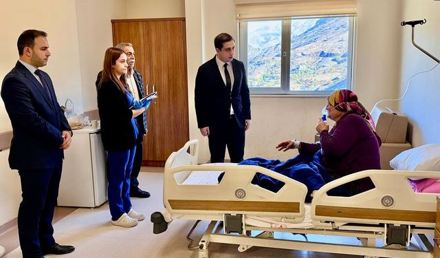 Kaymakam Başar’dan Hastalara Moral Ziyareti