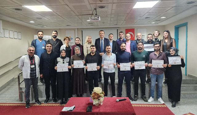 Yoğun Bakım Hemşireliği Sertifika Programı Tamamlandı