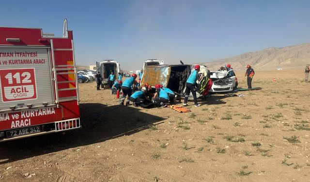 BATMAN İTFAİYESİNDEN 1 YILDA 6 BİN 594 OLAYA MÜDAHALE