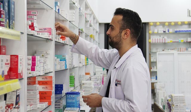 Grip aşısı yokluğu ve ilaç krizi sürüyor!