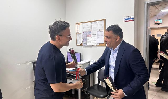 AK Parti’den Dünya Diş Hekimliği Günü Ziyareti