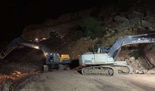 Göçük altında kalan işçinin cansız bedenine ulaşıldı
