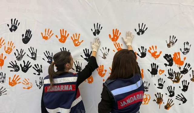 Jandarmadan 350 Vatandaşa KADES Eğitimi