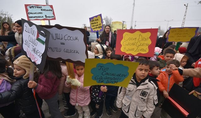 15 Temmuz Şehitleri Anaokulu öğrencileri Gazze’deki çocukların haklarına dikkat çekti