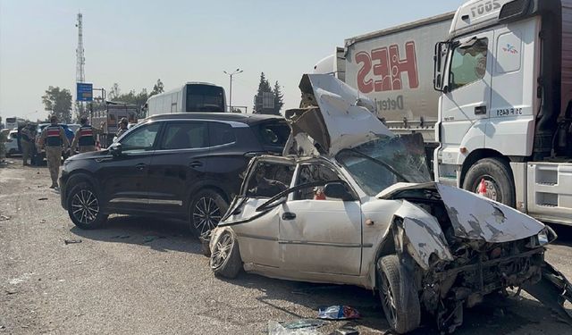 Kamyon kazası: 6 araca çarptı, 4 kişi yaralandı