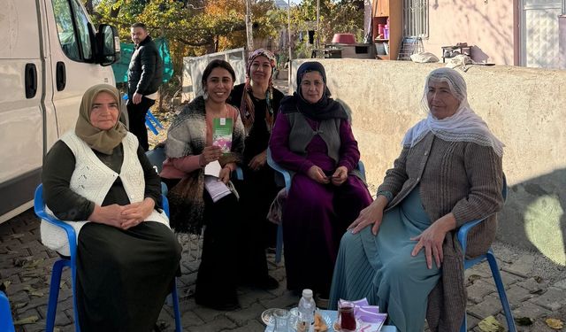 Köy Köy Gezerek Kansere Karşı Erken Tanı Seferberliği