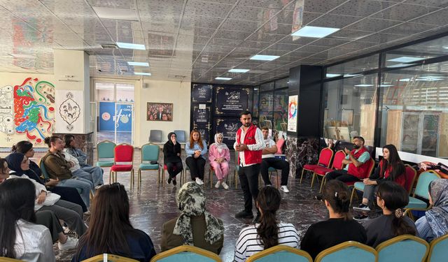 Batman’da Gönüllü Gençlere Anlamlı Teşekkür Programı