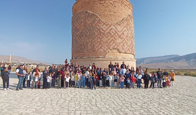 Zeynel Bey Türbesi, turistlerin uğrak noktalarından biri oldu