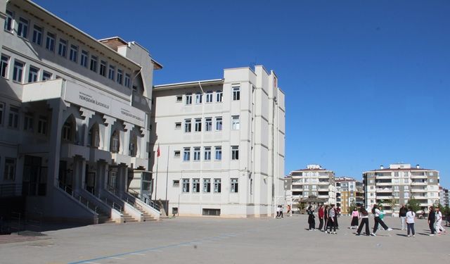 Batman’da eğitim alarmı! Öğrenci sayısı iki katına çıktı, yeni okul şart oldu