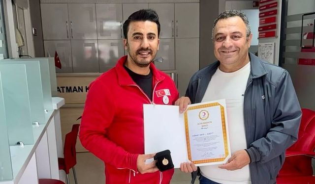 Batmanlı İtfaiyeci, 50. Kan Bağışında Altınla ödüllendirildi
