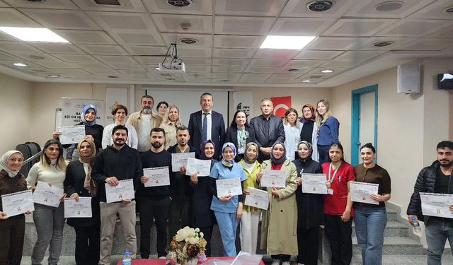 Hemşirelik Eğitimine Sertifikalı Mezuniyet