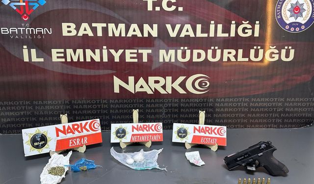 Batman’da Uyuşturucu, Ruhsatsız Silah ve Mühimmat Ele Geçirildi