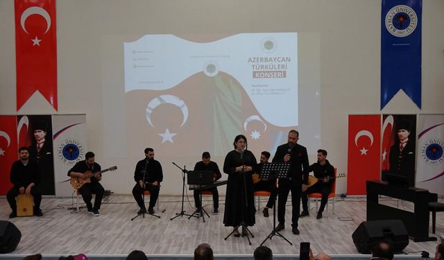 Batman’da İki Devlet, Tek Millet Sahnede Buluştu