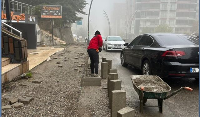 7 Mahallede Eş Zamanlı Yol ve Kaldırım Atağı