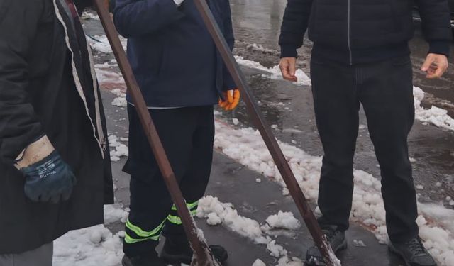 Batman valisi, karla mücadele ekibi ile birlikte çalıştı