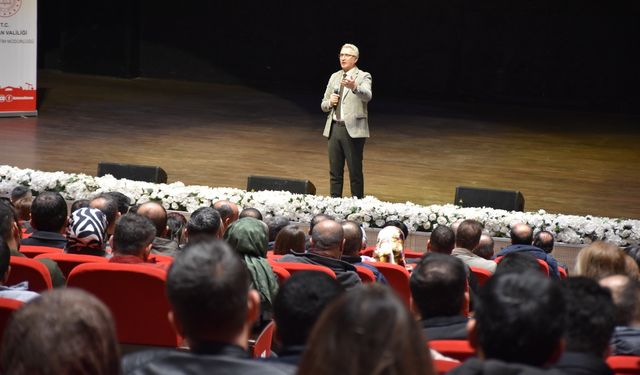 “Okuma Yazma Becerileri Öncelikli”