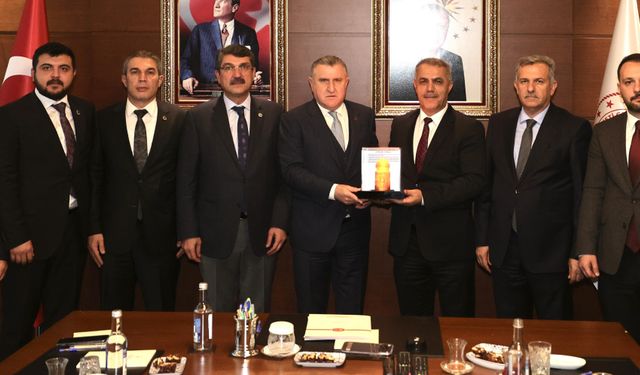 Ak Parti’den Ankara’da Yoğun Mesai