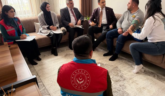 Kaymakam İmrak Ev Ev Sahada Çalışıyor