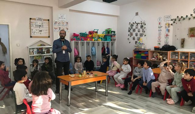 Uzmanlardan Anne-Babalara Önemli Uyarılar