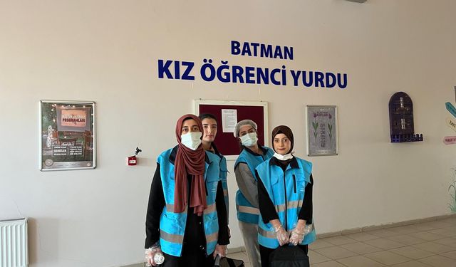 Gençler İyiliği Sofralara Taşıyor