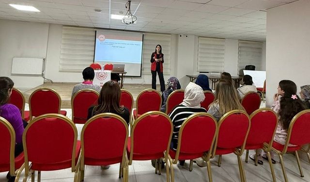 KYK Yurdunda Kadına Yönelik Şiddetle Mücadele Semineri