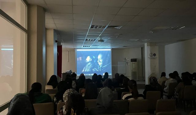 Batman’da Öğrenciler İçin Film Gecesi
