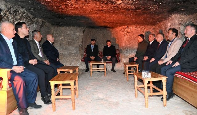 Hasankeyf’te Tarih Gün Yüzüne Çıktı: Restore Edilen Mağaralar Turizme Açıldı