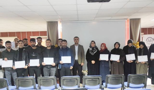 Batman İl Müftülüğünden Fahri Öğreticilere Yönelik Gelişim Semineri