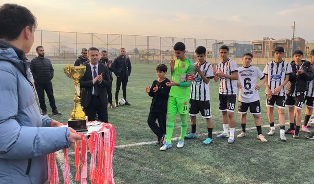 Okul Sahasında Dev Final