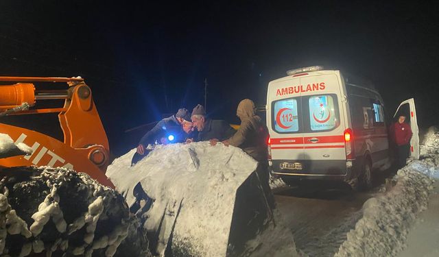 Mahsur kalan 80 yaşındaki vatandaş kurtarıldı