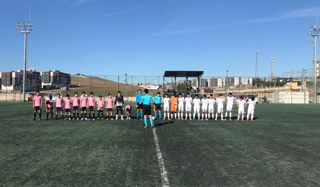 1955 Batman Belediye Spor U14 Takımı Farklı Yenildi: 6-0