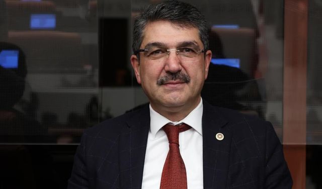 “Basın çok kıymetli bir görev üstlenmektedir”